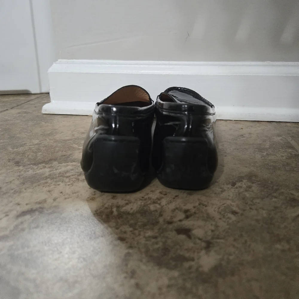 Stuart Weitzman Patent Leather Loafers Size 7 - Picture 7 of 9